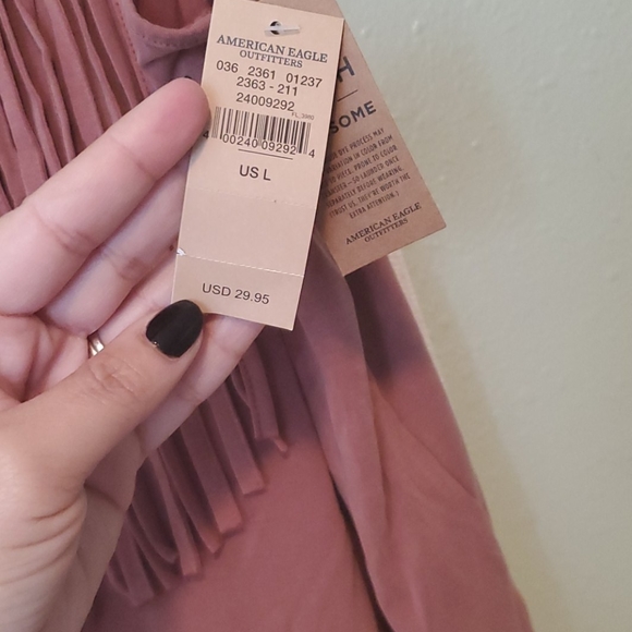 Top - Picture 3 of 4